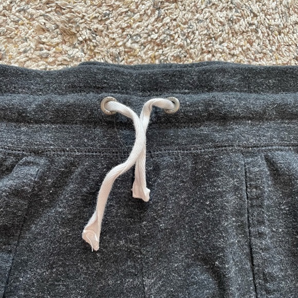 NIKE Shorts - Picture 3 of 5